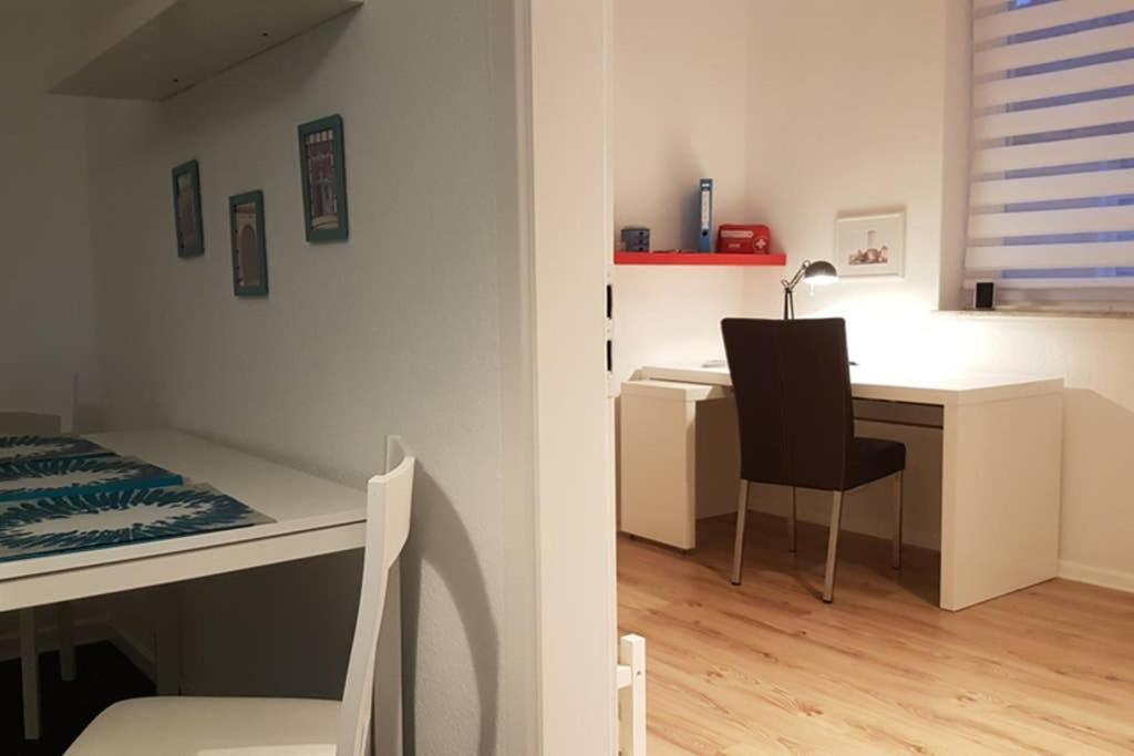 Appartement Vanille, Ferienwohnung Mit Eigenem Eingang, Wie Ein Kleines Haus Bad Salzuflen Exterior foto